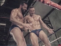 Anal, Verga grande, Corridas, Gay