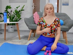 ブロンド, フェラチオ, チン, バック, 指いじり, キス, パンティ, オマンコ