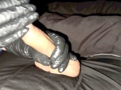 Amateur, Tir de sperme, Petite amie, Gants, Branlette thaïlandaise, Fait maison, Latex, Fille latino