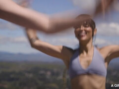 Brunette brune, Interracial, Embrassement, Fille latino, Lesbienne, Piercing, Chatte, Fessée