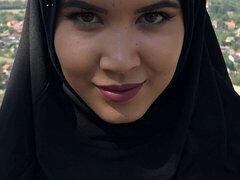 Arabisch, Grosser arsch, Grosser schwanz, Hundestellung, Geld, Natürlichen titten, Jungendliche (18+), Titten