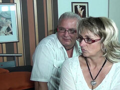 Amateur, Sucer une bite, Queue, Allemand, Hard, Rousse roux, Rétro, Plan cul à trois