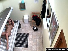 Tchèque, Doigter, Hd, Piercing, Public, Chatte, Réalité, Rasée