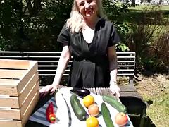 Vuisten, Gapende, Omie, Rijpe lesbienne