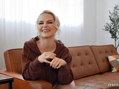 Анальный секс, Минет, Пальцем, Каблуки, Киски, Софткор, Чулки, Стринги