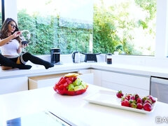 Braunhaarige, Vollbusig, Deutsch, Brille, Masturbation, Milf, Mutti, Socken