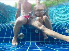 Leie, Blondine, Selbstgemacht, Im freien, Pool, Öffentlich, Schlampe, Badeanzug