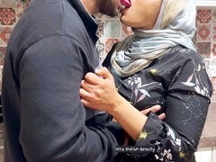 Arabisch, Tante, Grosser arsch, Paar, Hausfrau, Indisch, Milf, Muschi