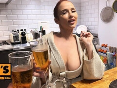 Gros seins, Fétiche, Branlette thaïlandaise, Branlette thaïlandaise, Hard, Hd, Pov, Tatouage