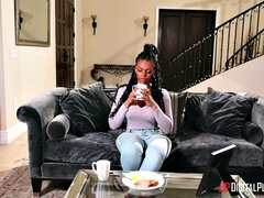 Lécher le cul, Noire, Doigter, Jeans, Embrassement, Piercing, Chatte, Nénés