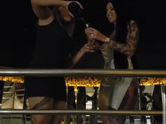 Fernandinha Fernandez chupando Elisa Sanches pela primeira vez