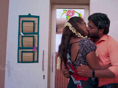 叔母, フェラチオ, 目瞪口呆, のぞき穴, 手コキする, インド人, 授乳, マッサージ