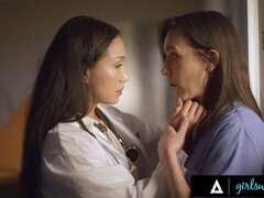 Брюнетки, Доктор, Лесбиянка, Милф, Киски, Реалити, Лизание жопы, Сиськи