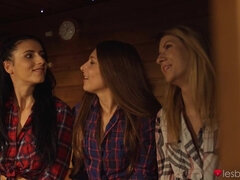 Arsch, Schwarz, Braunhaarige, Lecken, Im freien, Muschi, Sauna, Spanner