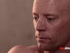 Amateur, Grosse bite, Brunette brune, Tir de sperme, Gorge profonde, Double pénétration, Faciale, Chatte