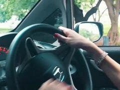 Grosse bite, Sucer une bite, Voiture, Tir de sperme, Fait maison, Fille latino, Public, Jupe