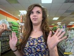 Gros cul, Sucer une bite, Brunette brune, Fille latino, Léchez, Argent, Piercing, Chatte