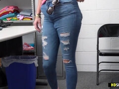 За кулисами, Большой член, Собачьи, Полиция, Жесткий секс, Сквиртинг, Украденные видео, Униформа