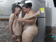 Leie, Spermaladung, Selbstgemacht, Indisch, Küche, Latina, Milf, Mutti