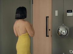 Поза 69, Красотки, Спальня, Большие сиськи, Брюнетки, Лесбиянка, Пирсинг, Подглядывание