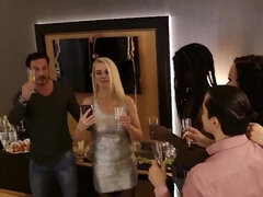 18 jaar, Pijpbeurt, Jonge meid, Duits, Hardcore, Huisgemaakt, Moeder die ik wil neuken, Natuurlijke tieten