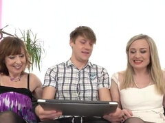 Анальный секс, Минет, Крупный план, Зрелые, Милф, Порнозвезда, Киски, Чулки