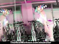 Brunette brune, Faciale, Gym, Hd, Fille latino, Spandex, Adolescente, Nénés