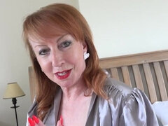 Nana, Gros seins, Britannique, Femme couguar, Hd, Seins naturels, Réalité, Solo