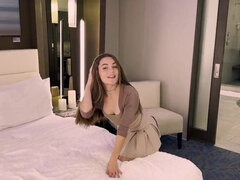 Grosse bite, Sucer une bite, Branlette thaïlandaise, Hard, Actrice du porno, Chatte, Pute, Adolescente