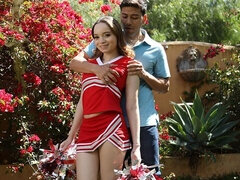 18, デカ尻, デカチン, フェラチオ, チアリーダー, 自然山雀, ティーン, オッパイの