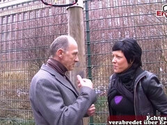 Enthousiasteling, Bruinharig, Duits, Hd, Huisvrouw, Moeder die ik wil neuken, Openbaar, Tieten likken