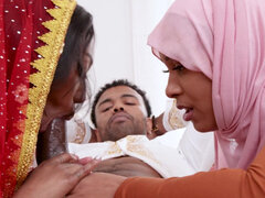 Arabe, Mamada, Morena, Estilo perrito, Marido, Masturbación, Trio, Esposa