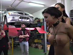 Amateur, Lécher le cul, Nana, Femme dominatrice, Bâillonner, Lingerie, Public, Tatouage