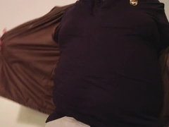 The UPS dude delivered his package of XXL pearly "Bull Jelly".