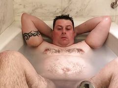 Big Chubby Guy In The Bath