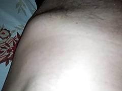 Ale de calcinha abrindo o rabinho gostoso