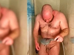 Naked men shower, douche, men in shower