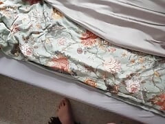 Jerking off in my stepdaughter prom dress
