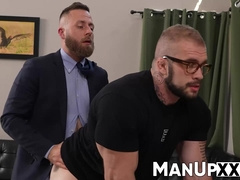 Kinky man hypnotizes a big & muscular dude for pleasure