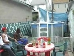 Homo sex party in da hood :D
