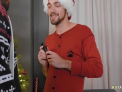 Leeroy Jones And Dante Colle In Lovely Christmas Gay Fucking