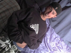 Shredded Eastern European amateur twink jerked off