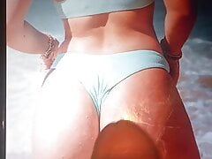 Larissa Manoela cum tribute