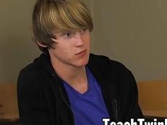 Student sucks teachers dick for grades