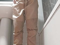 Skinny guy jerks off before shower