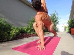 Naked outdoor exercise by spectacular jock