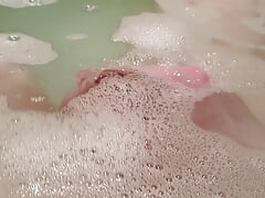 Masturbating and cumming in the bathtub