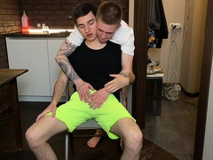 2 twunk humping on kitchen