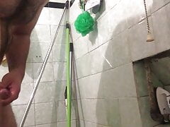 4 hour handjob and cum squirting