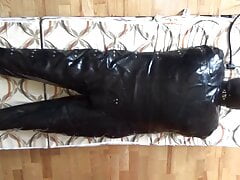 Inflatable rubbersuit is pumped